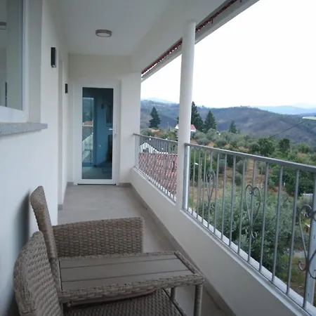 Caia House Ourondo
